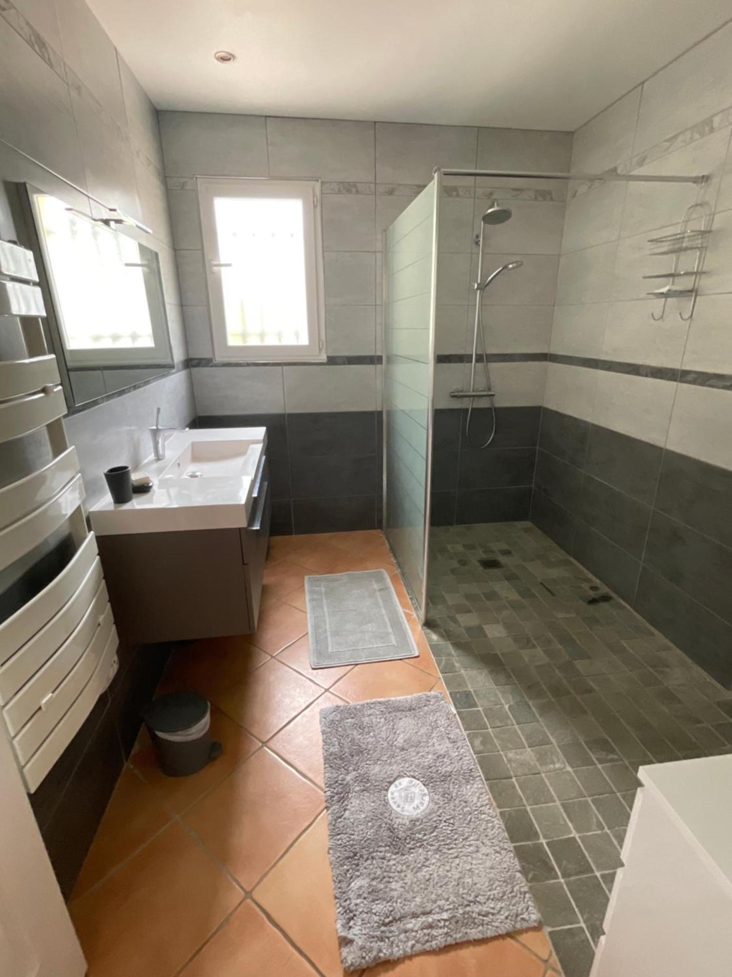 Villa Raphael Régusse 외부 사진