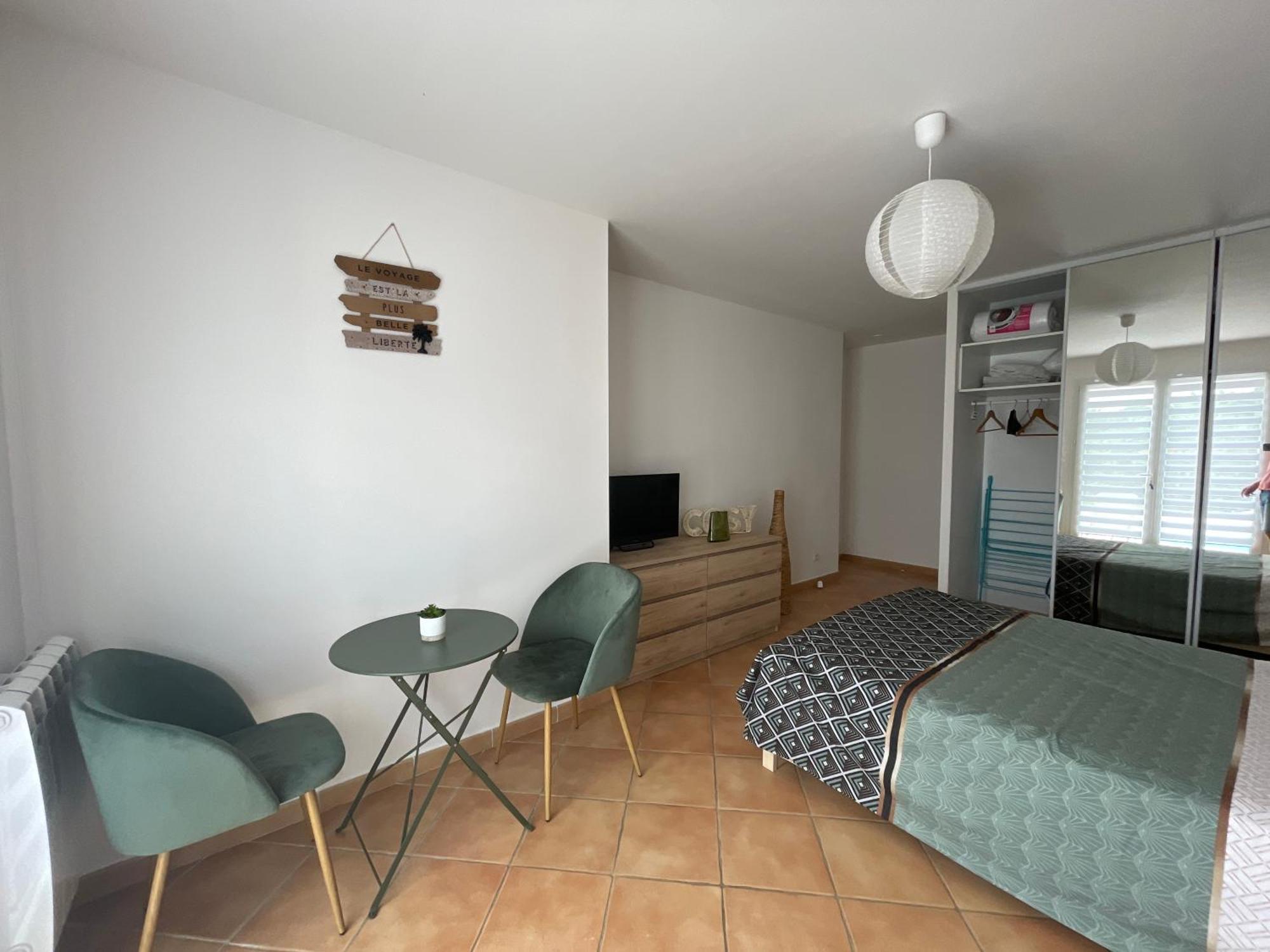 Villa Raphael Régusse 외부 사진